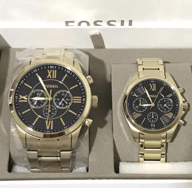 couple watches fossil canada
