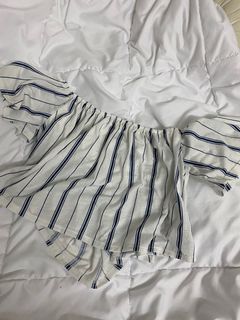 (Category: ) located in . Submitted by shopaholiccc13 (Listing ID 1017553684, Image 1). Description: .
