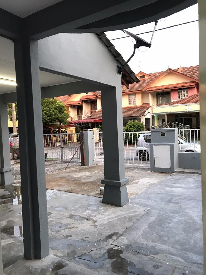 Bilik Sewa Murah Berbaloi Ladies Mahkota Impian Fasa 1 Puncak Alam Selangor Property For Sale On Carousell