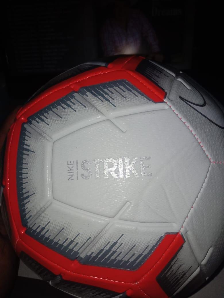 bola kaki nike original