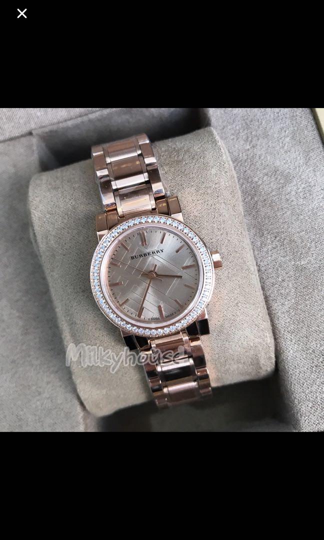burberry watch 28mm
