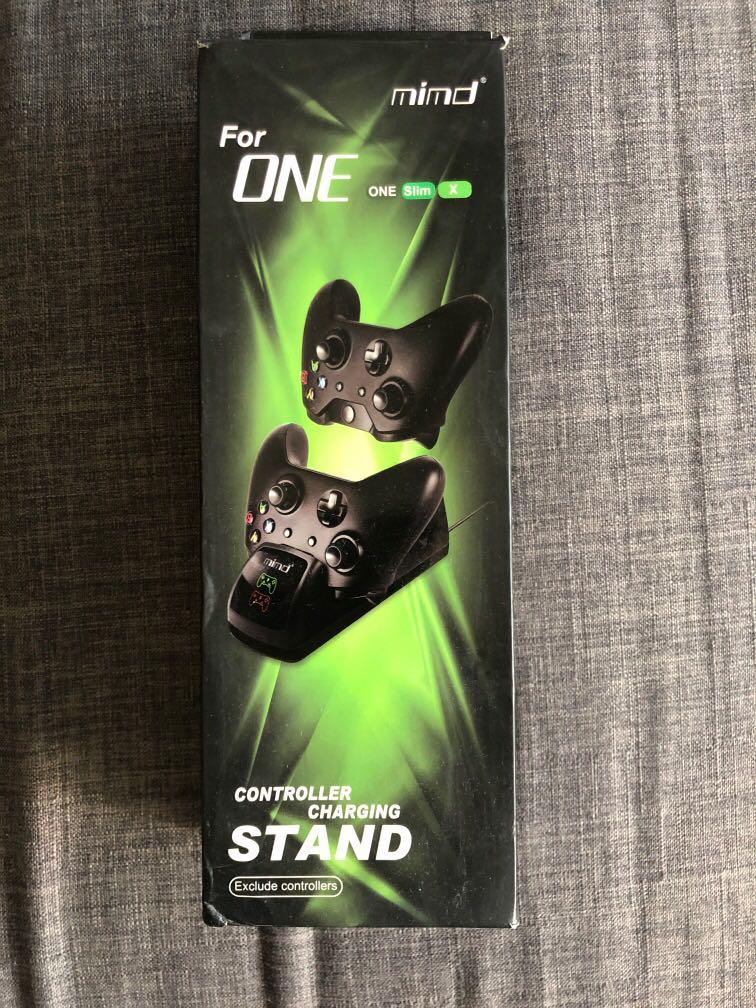 Controller Charging Stand (Category: Controllers) located in Singapore. Submitted by kiwigoh (Listing ID 1017399925, Image 1). Description: What you see is what you get..