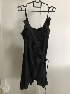 (Category: ) located in . Submitted by thriftingclothes (Listing ID 1017426315, Image 1). Description: .