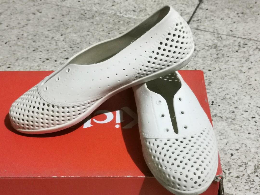 free fish shoes