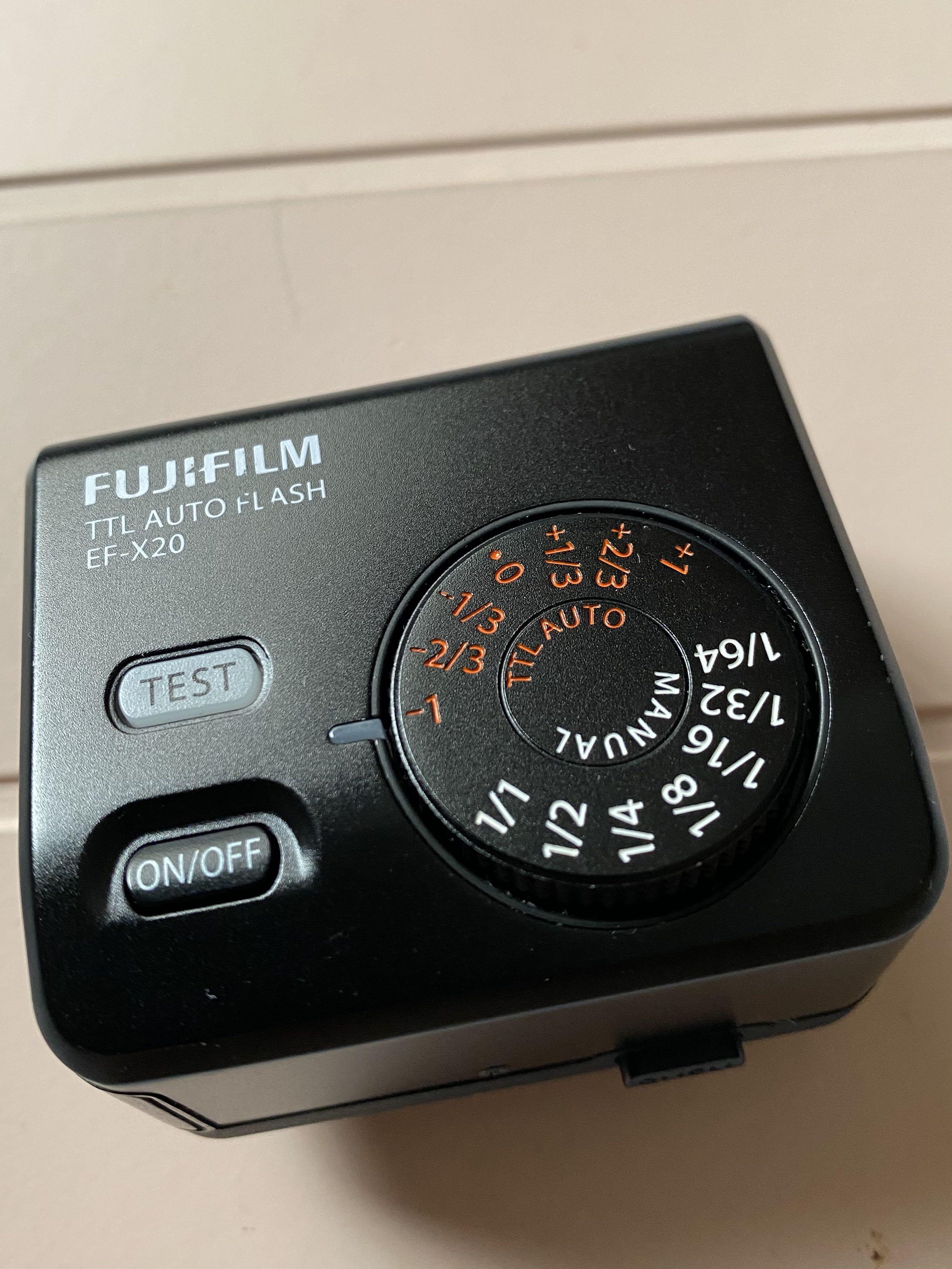 Fujifilm EFX20 flash for Fujifilm mirrorless cameras (xpro, XT, GFX), Photography, Cameras on