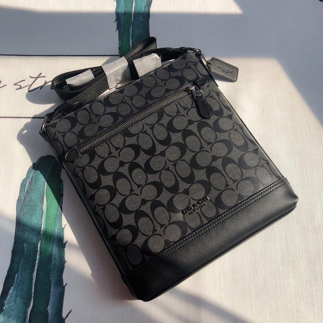 Coach graham store flat crossbody
