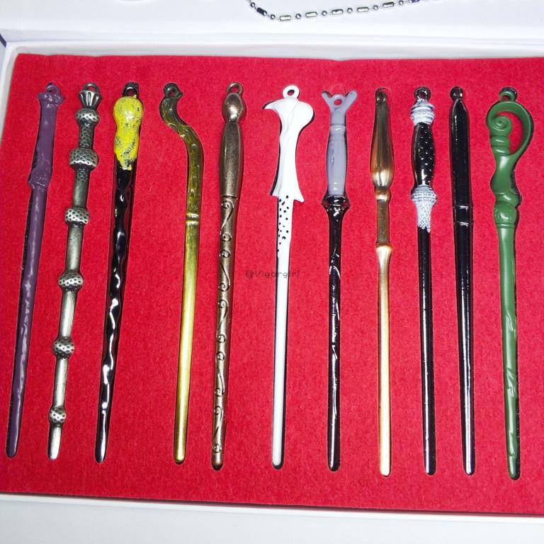 Harry Potter Magic Academy 11 Magic Wand Necklace Boxed Set Hobbies And Toys Stationery And Craft