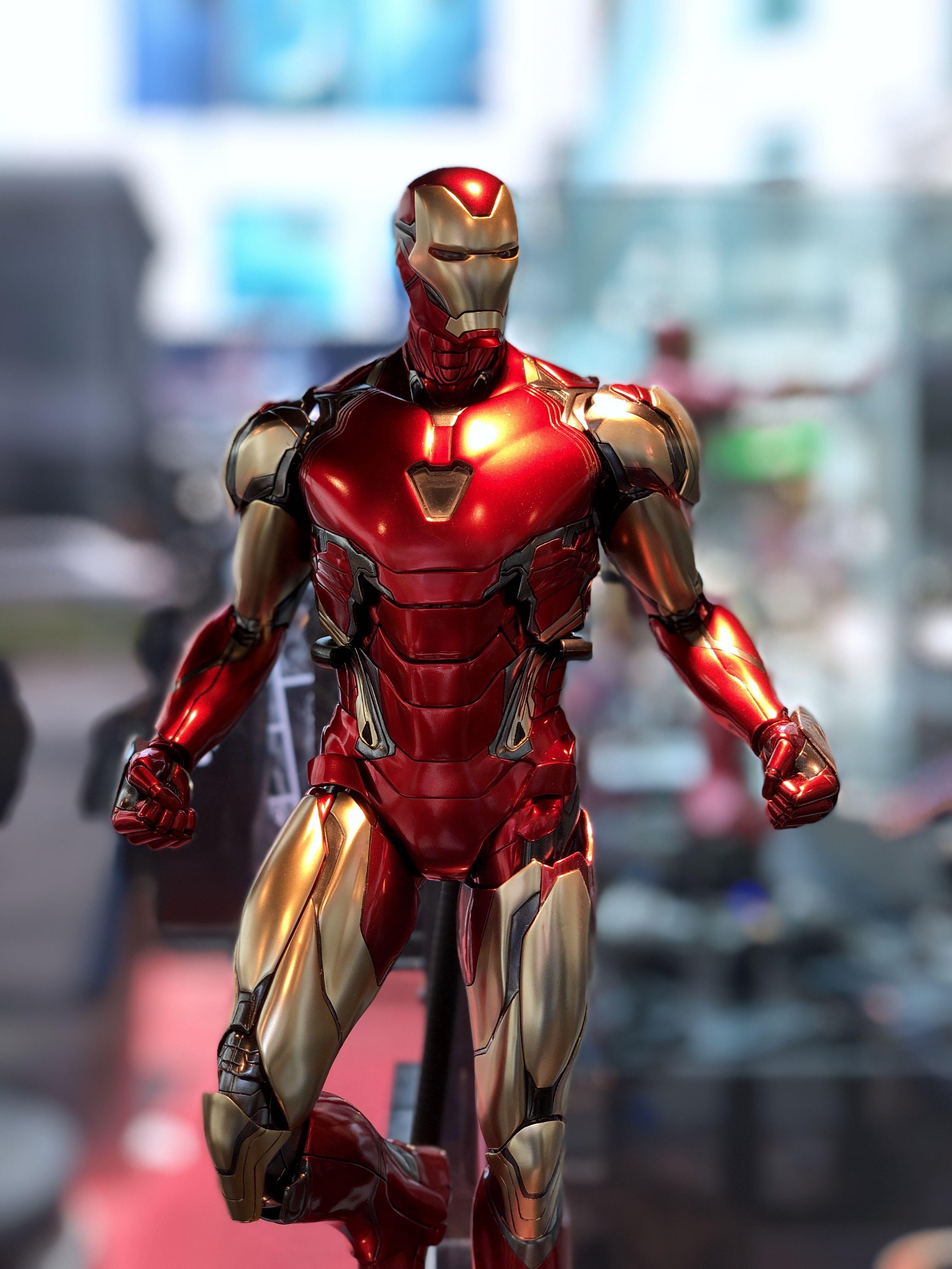 action figure iron man mark 85