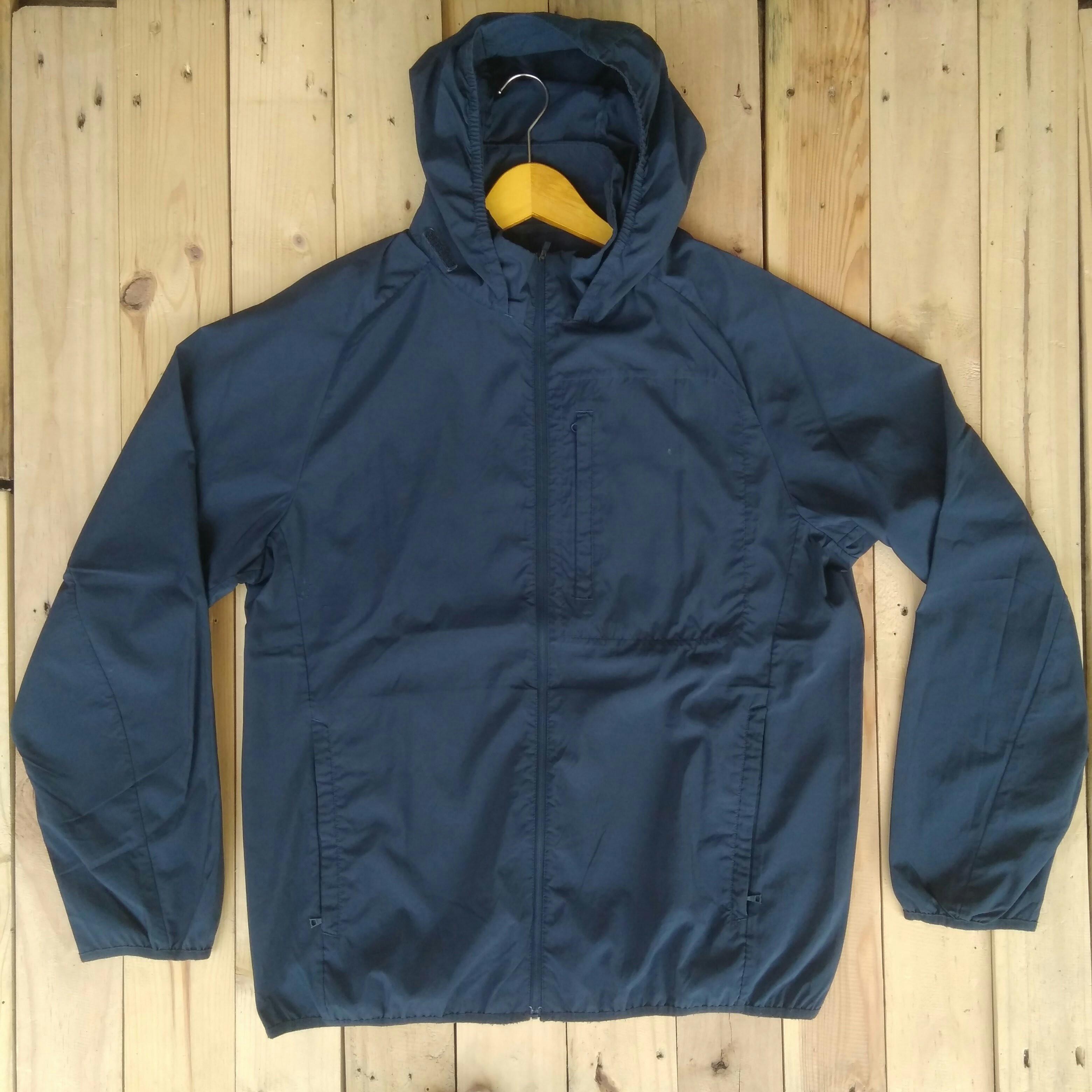 Jaket uniqlo outlet second