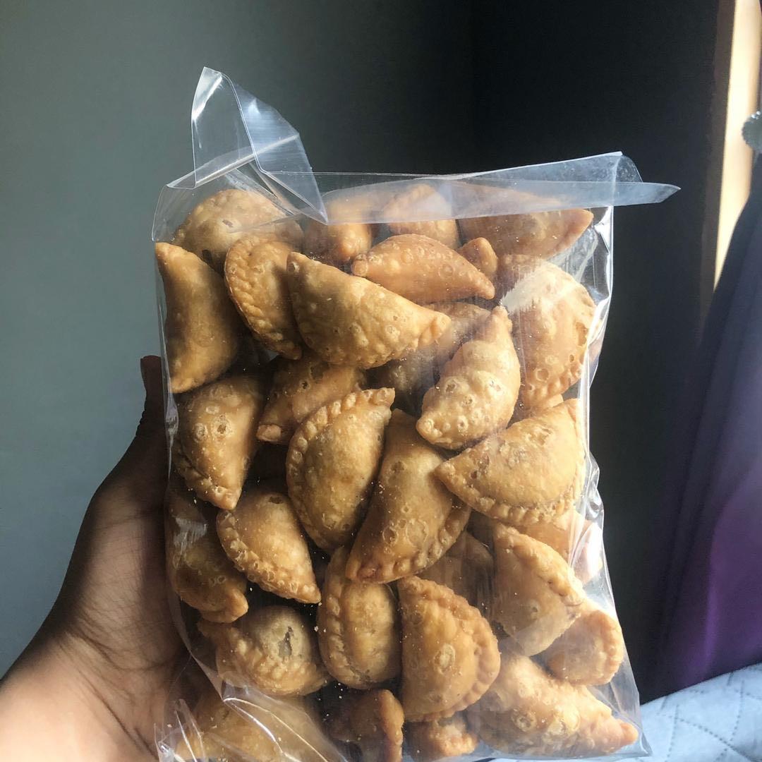 Karipap Mini Inti Serunding Ikan Kg Laut Kelantan Food Drinks Packaged Snacks On Carousell
