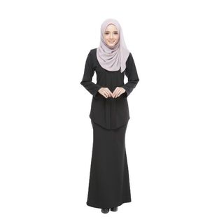 (Category: ) located in . Submitted by mellycloset (Listing ID 1017608554, Image 1). Description: .