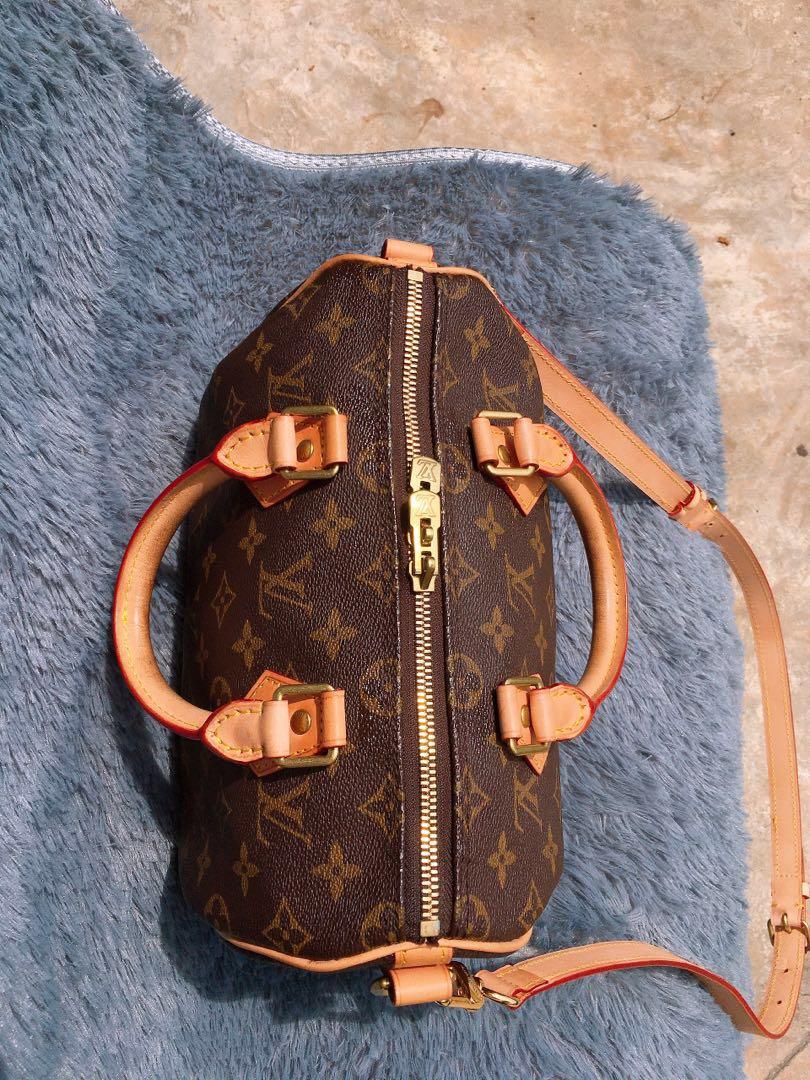 LV Speedy 25 monogram boutique quality , Luxury, Bags & Wallets on Carousell