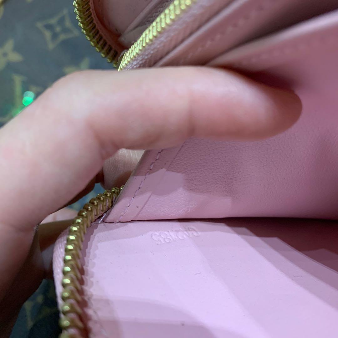 Louis Vuitton Zippy Wallet in Rose Ballerine  Louis vuitton wallet zippy, Louis  vuitton wallet, Louis vuitton nails