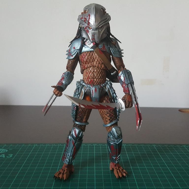 Horn head predator sale
