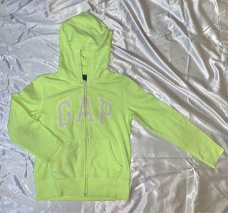 (Category: ) located in . Submitted by encacloset (Listing ID 1017495143, Image 1). Description: .