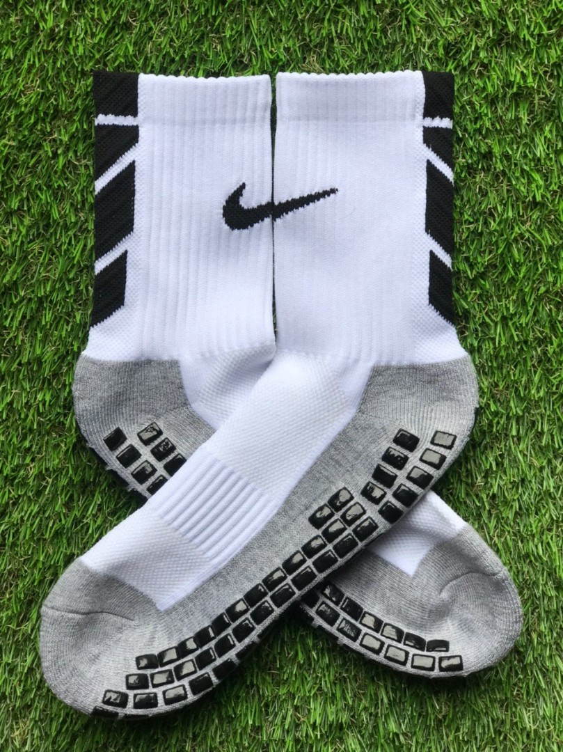 nike no slip socks
