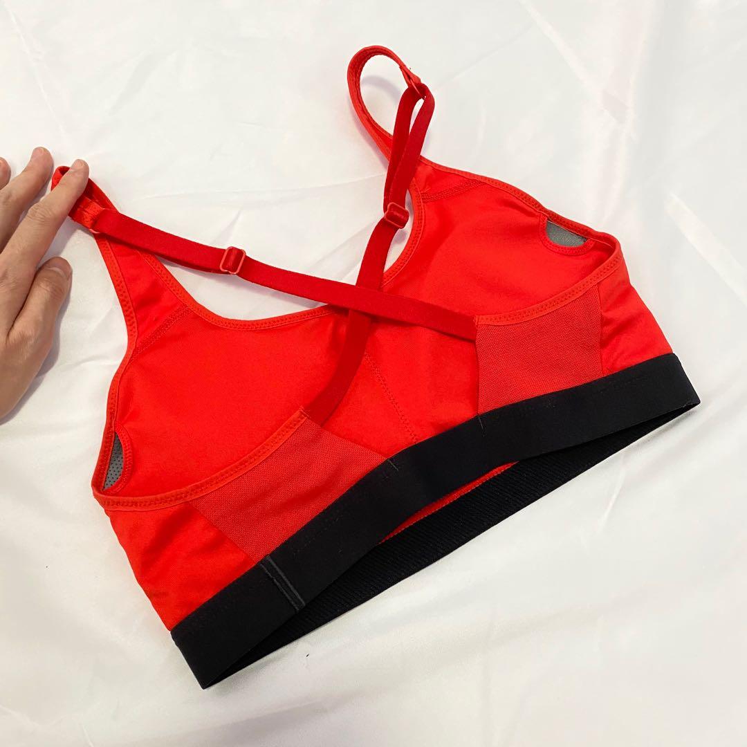 Nike Crossback Sports Bra Red, Sports, Sports Apparel on Carousell