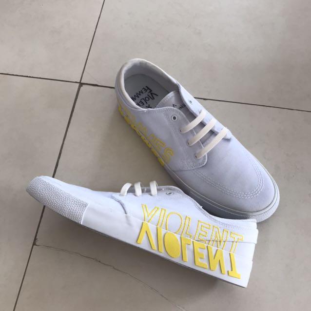 Violent femmes nike cheap