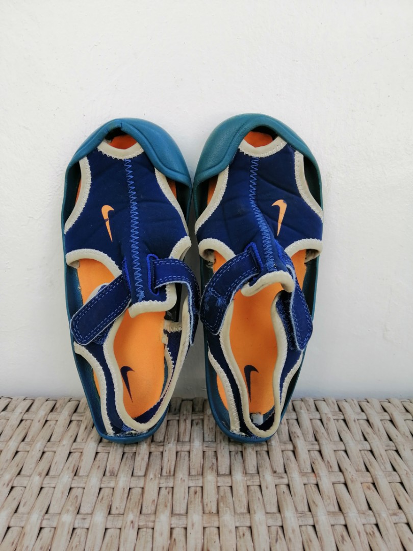 nike sandals original