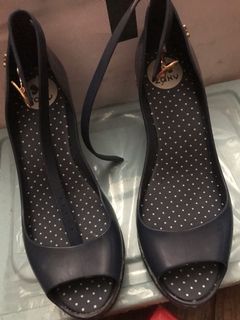 (Category: ) located in . Submitted by annesprelovedcollection (Listing ID 1017448063, Image 1). Description: .