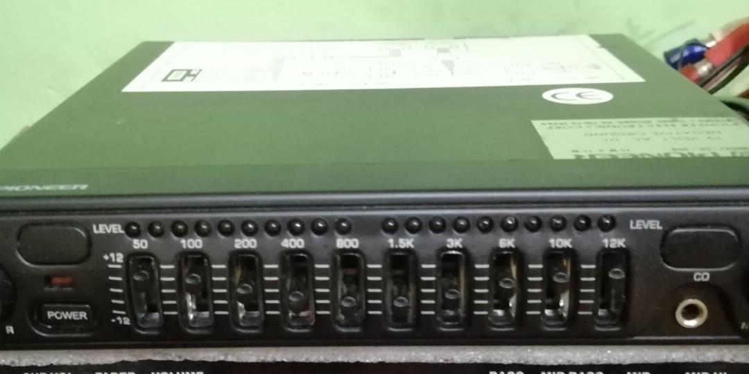 Pioneer Equalizer Booster 12 volts, Audio, Other Audio Equipment on