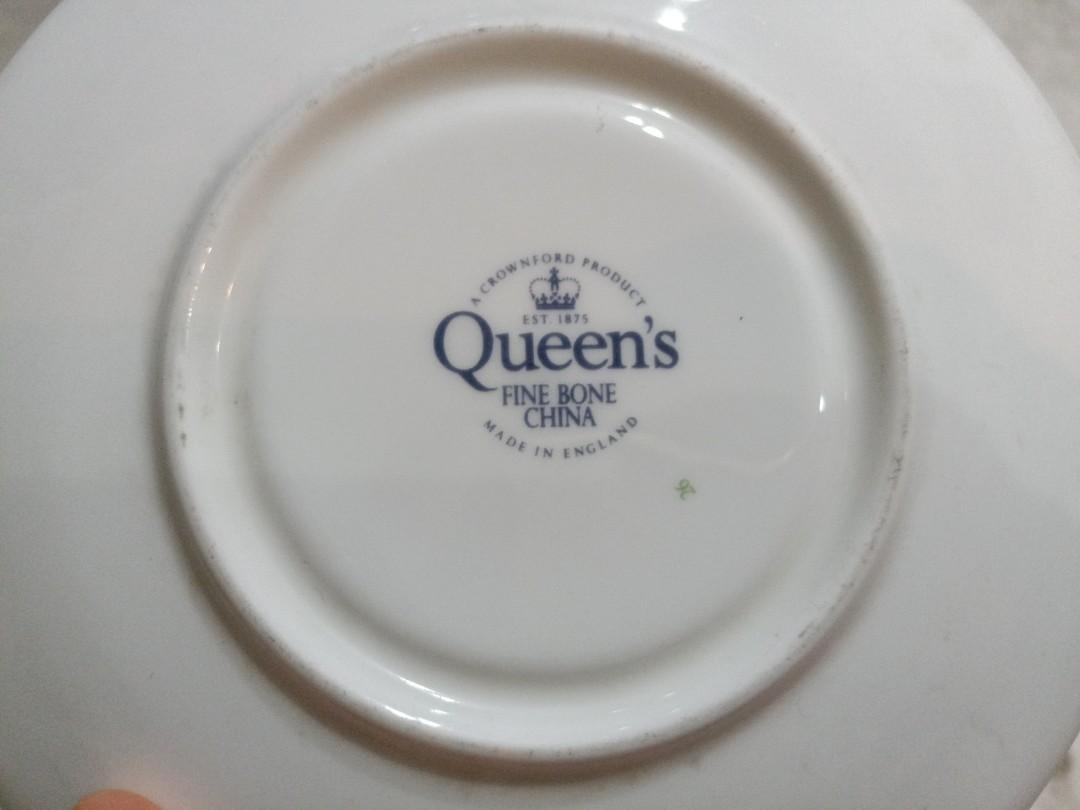 SALE Vintage Sadler Yellow Daffodil Flowers Floral Pattern Teapot & Lid