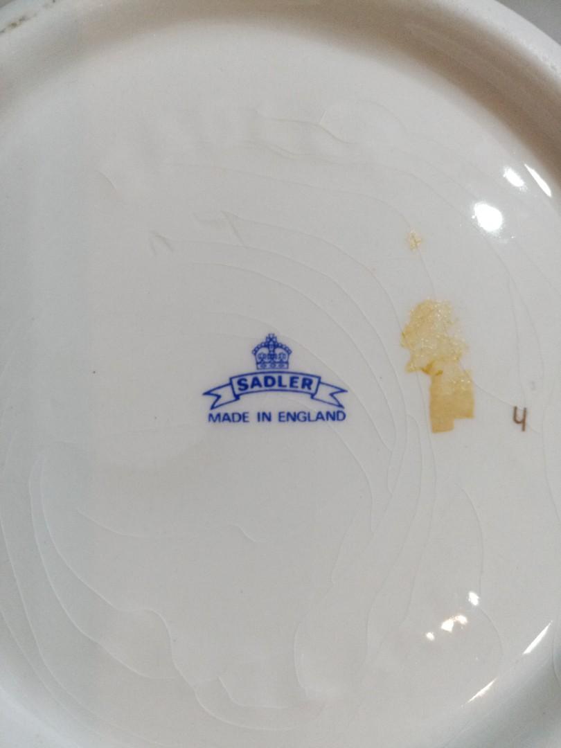 SALE Vintage Sadler Yellow Daffodil Flowers Floral Pattern Teapot & Lid