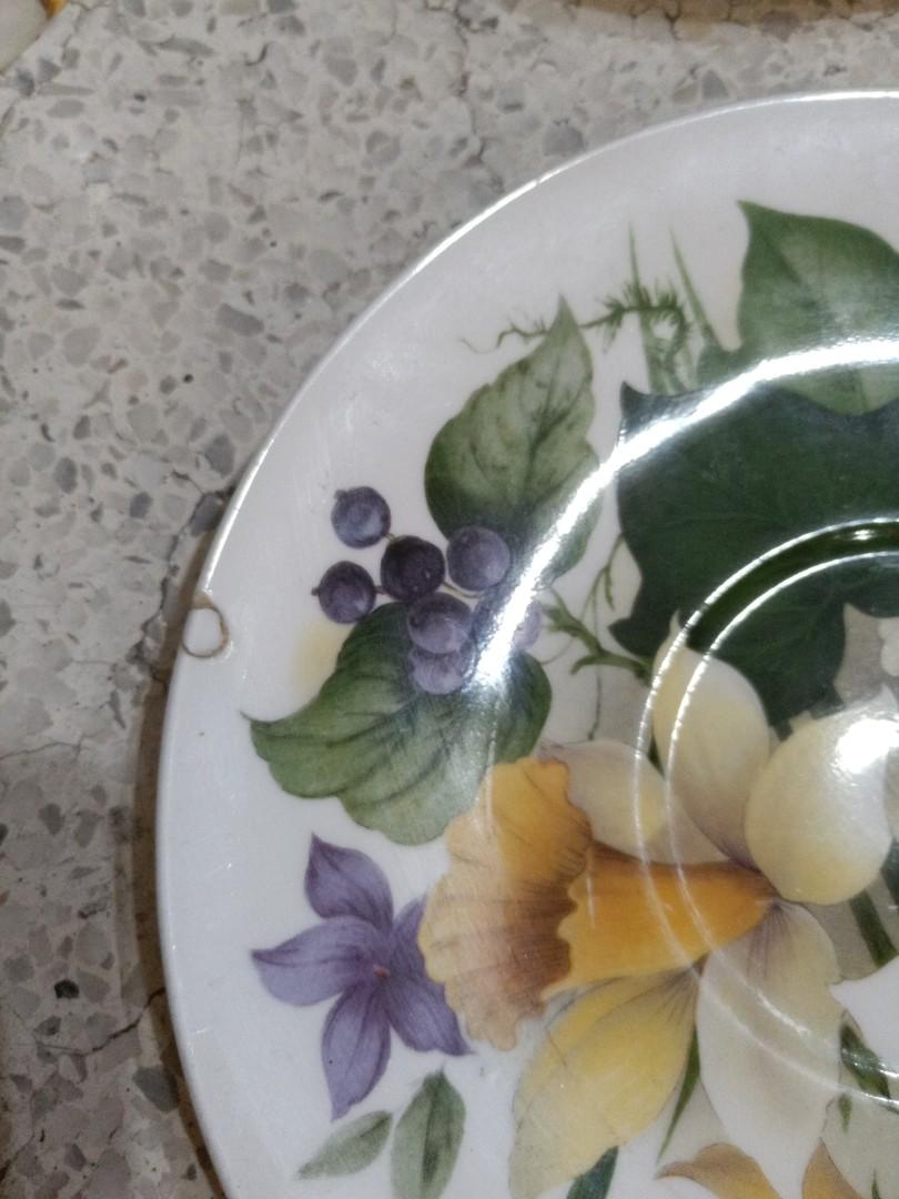 SALE Vintage Sadler Yellow Daffodil Flowers Floral Pattern Teapot & Lid