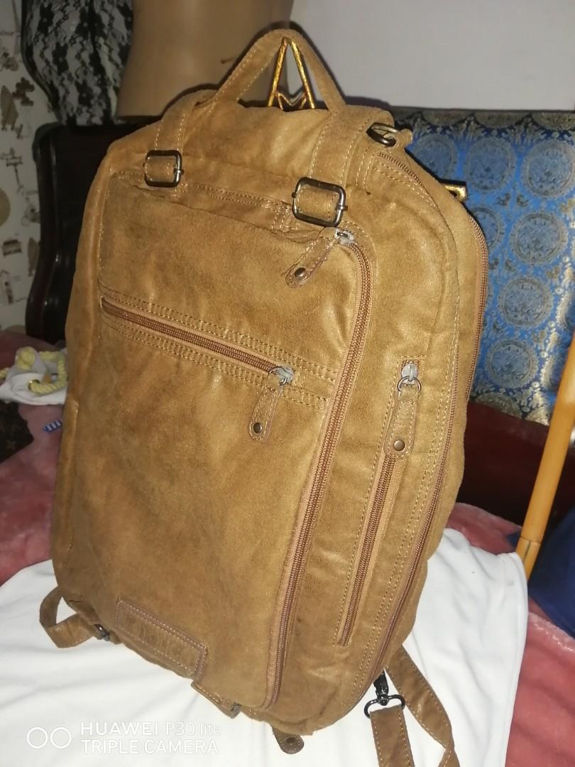 Tough worker bag top