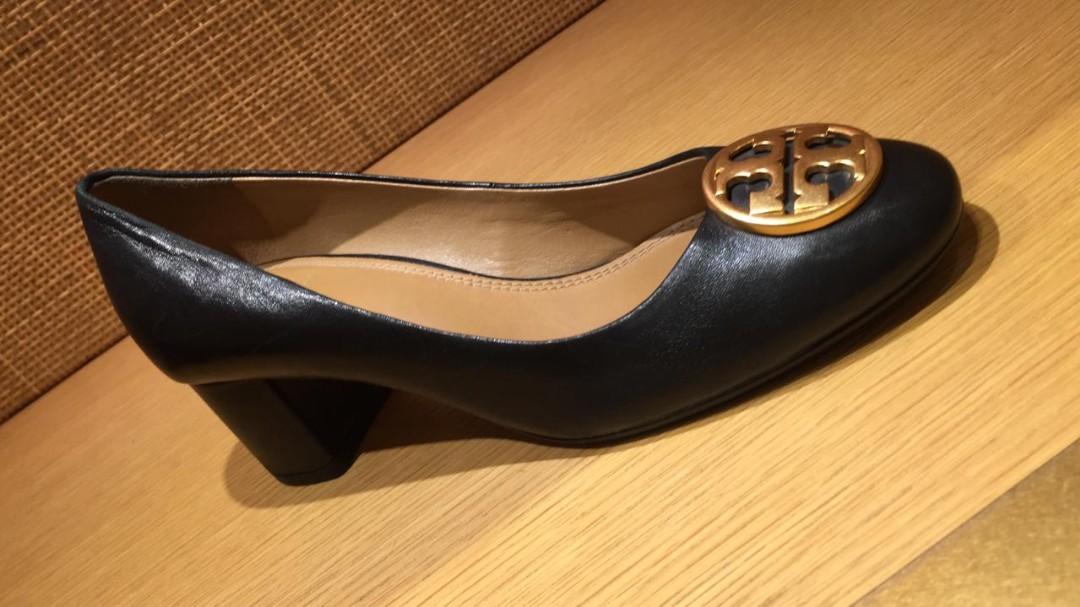 SALE Tory Burch Chelsea Pump Wedges
