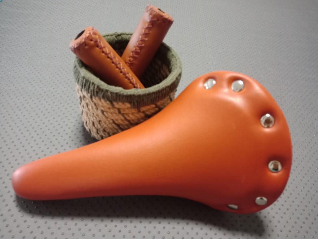 vintage bicycle seat