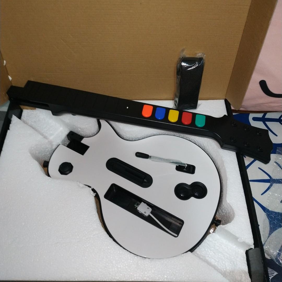 WIRELESS GUITAR FOR WII GUITAR HERO AND ROCK BAND GAMES, Toys & Games