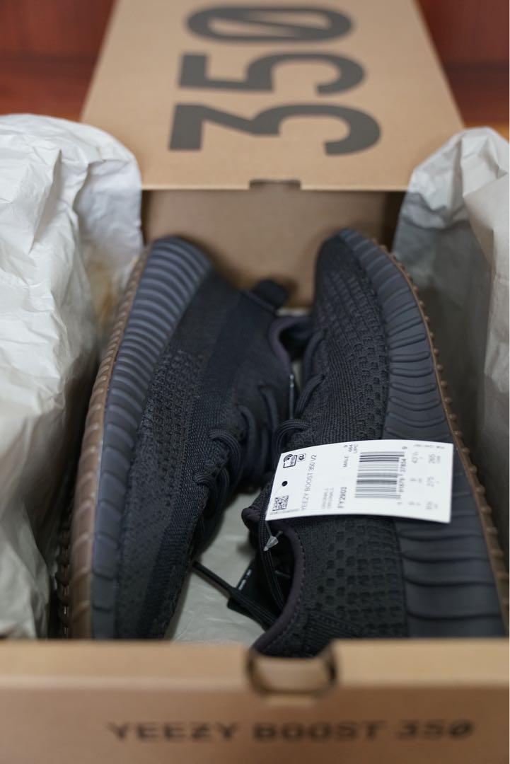 YEEZY BOOST 350 V2 cinder Men s Fashion Footwear Sneakers on Carousell
