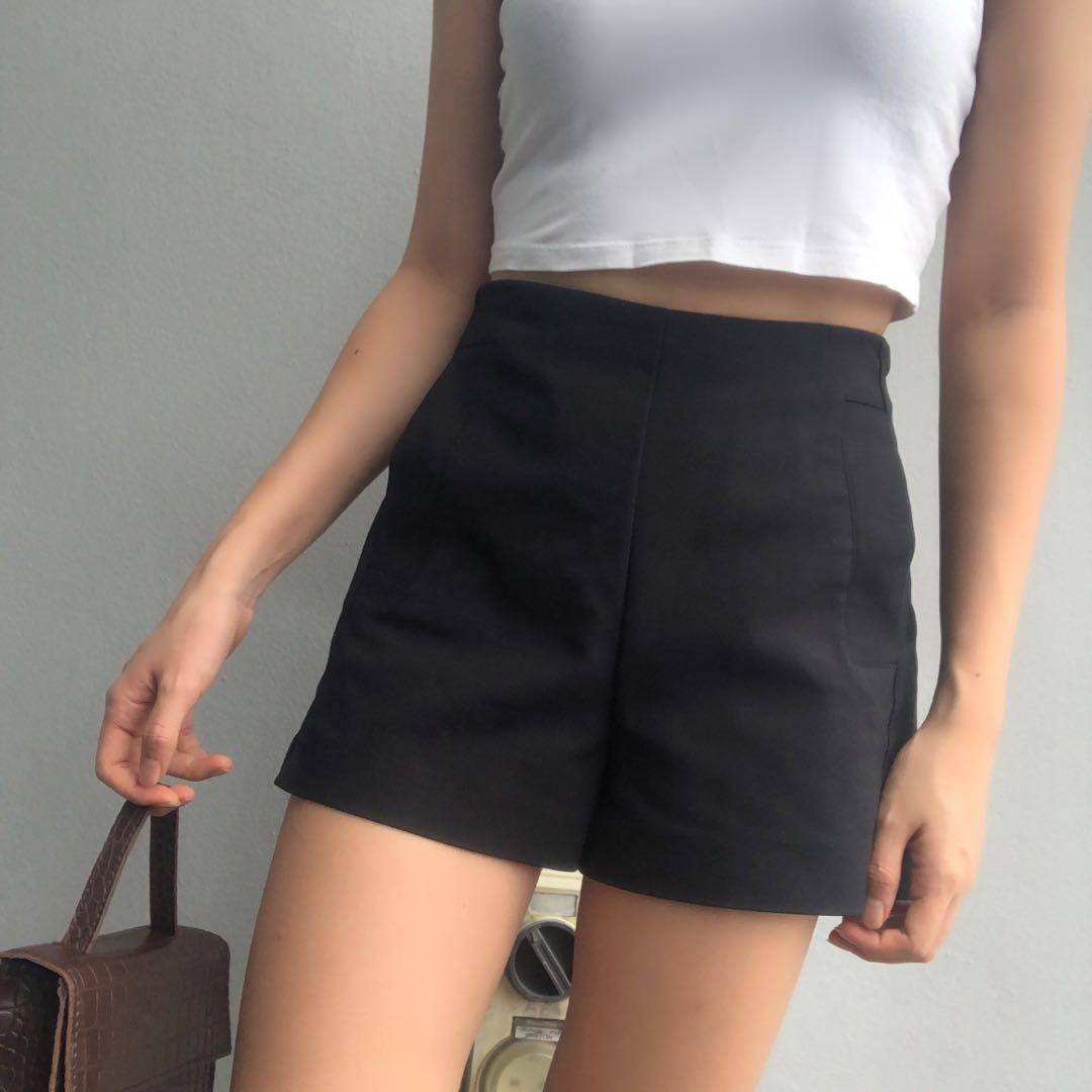 Zara Highwaisted Black Tailored Shorts 