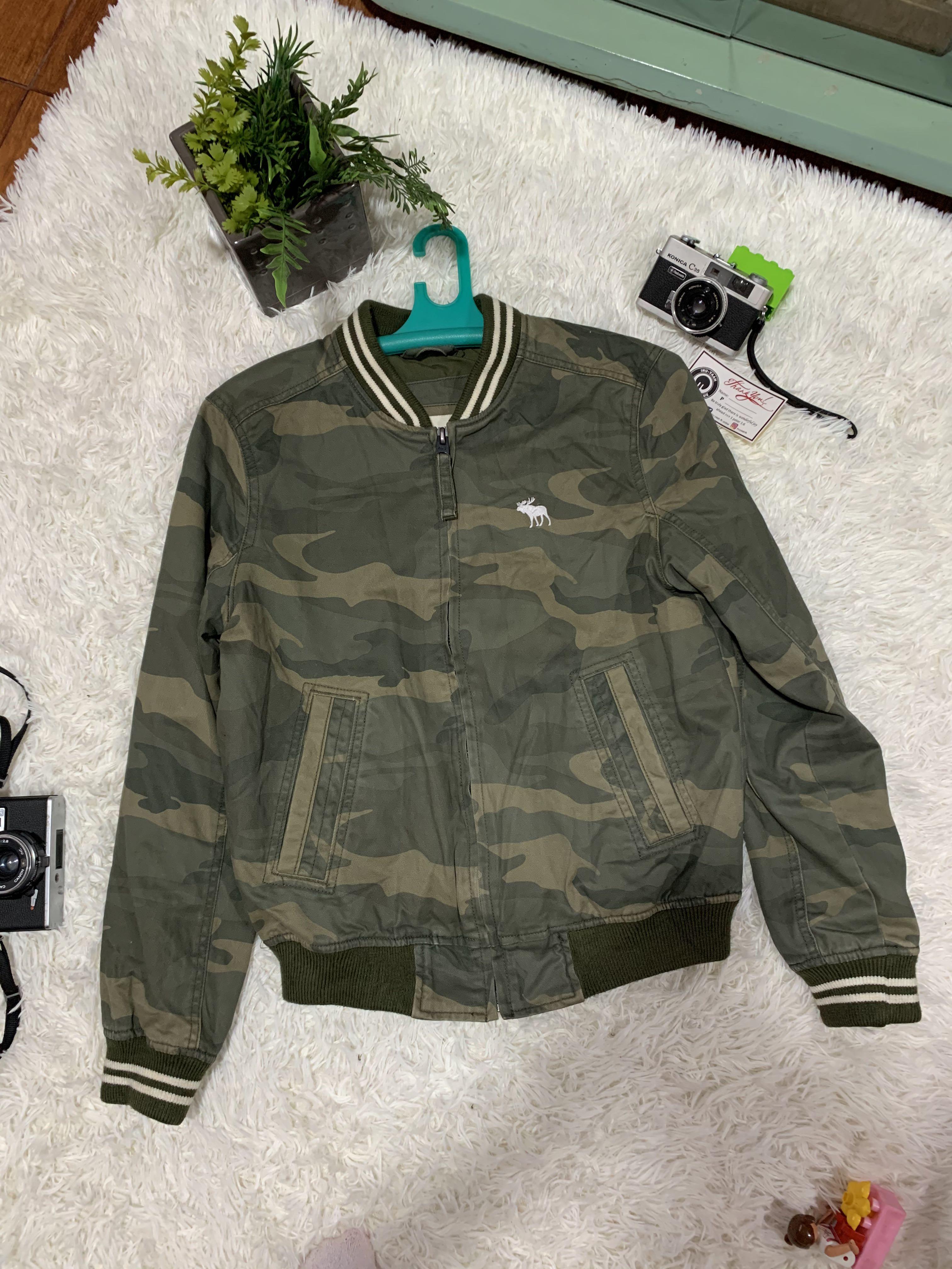 Abercrombie deals camouflage jacket