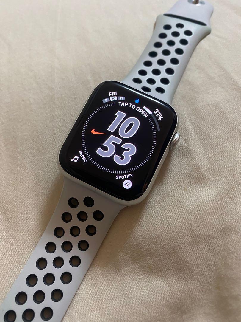 Apple Watch Series 5 Nike Edition 44mm 