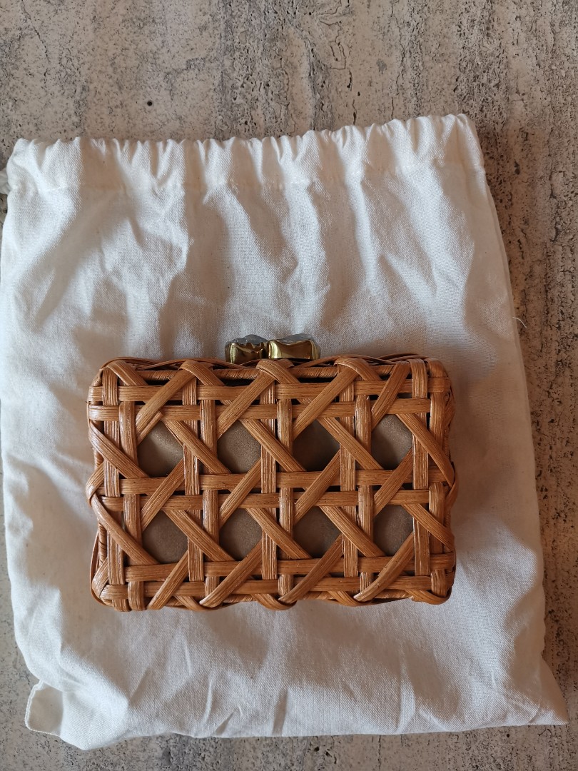 Aranaz clutch sales