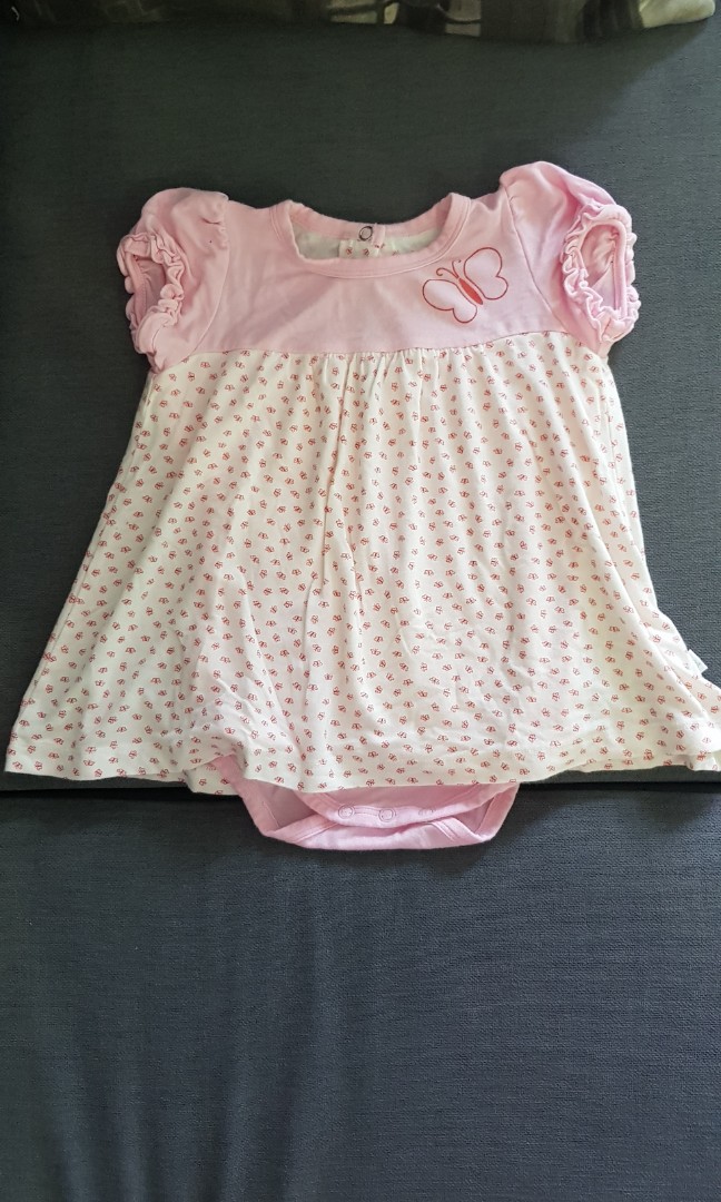 Baby butterfly romper with frill 