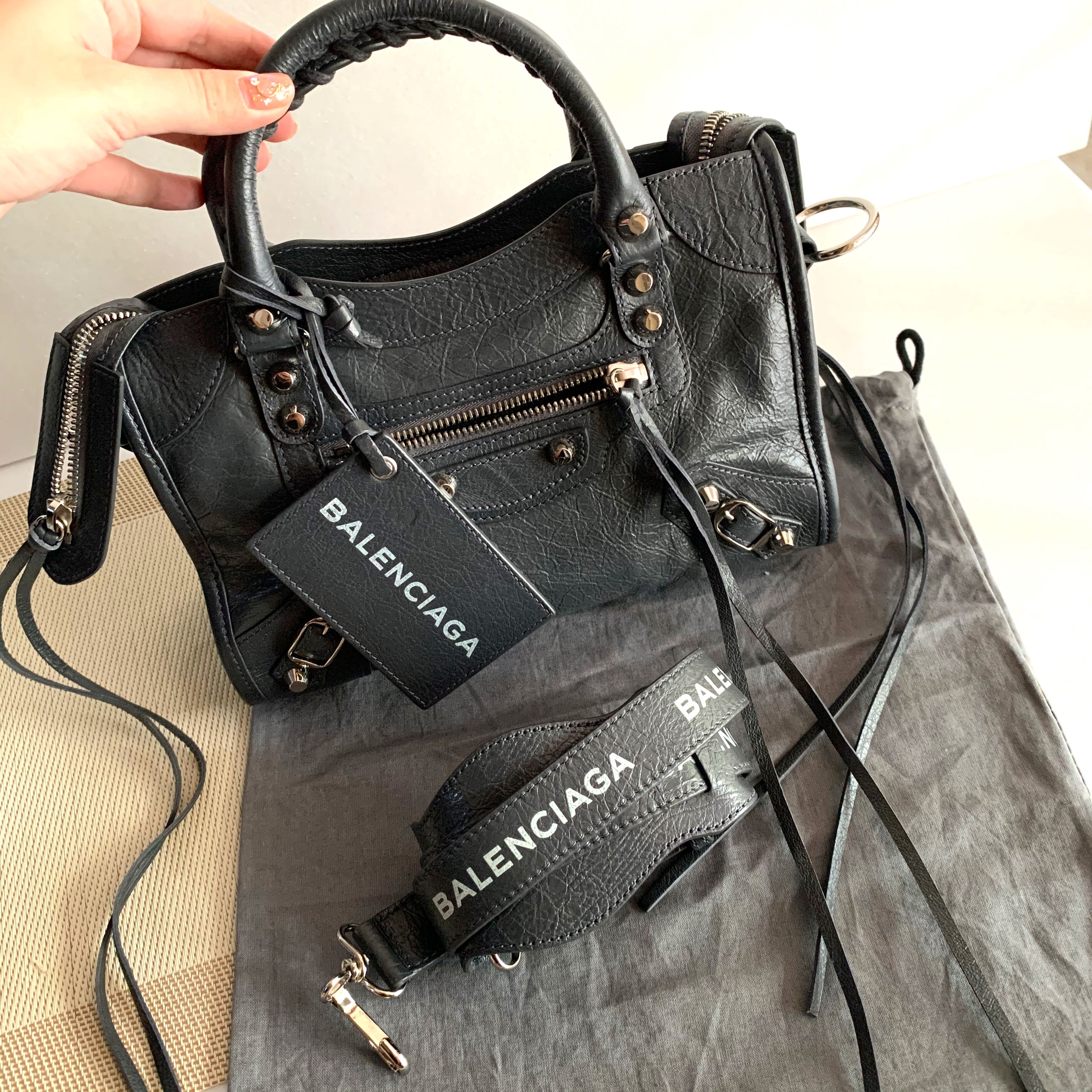 balenciaga city logo bag