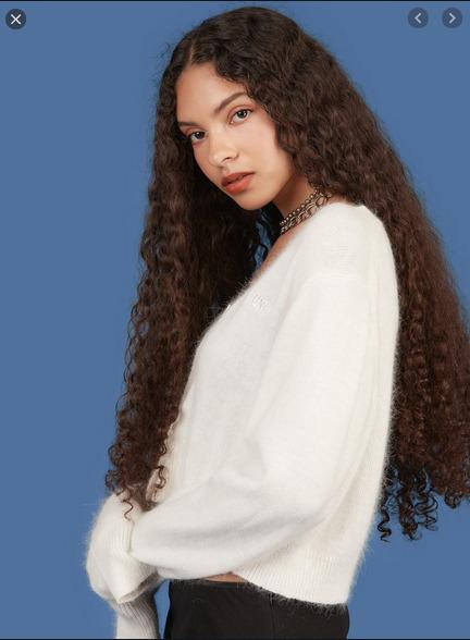 BNWT Unif Liv Sweater Off White