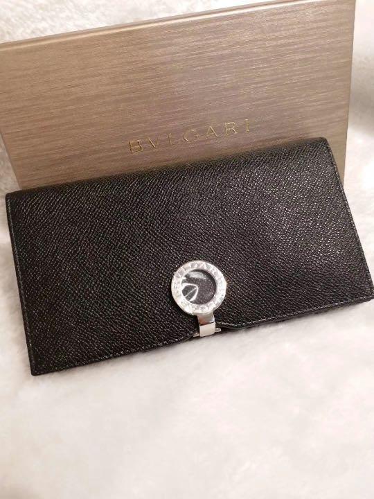 Bvlgari store long wallet