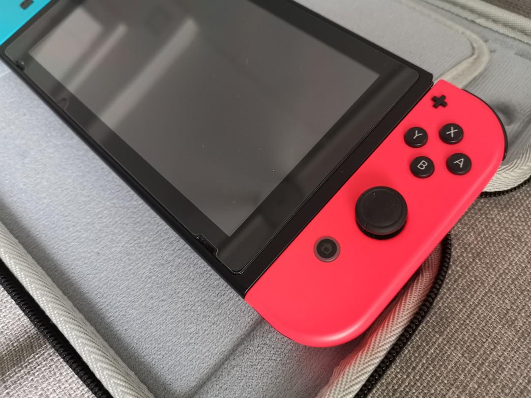 Cheap! Nintendo Switch Gen 1 Mario Kart (+ Extra Accesories) READ