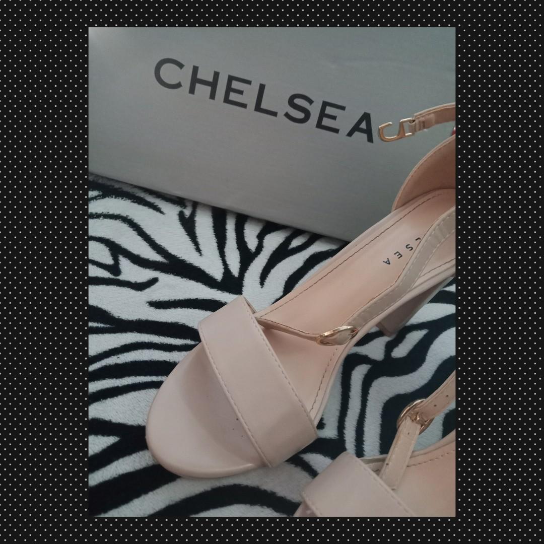 chelsea sandals price