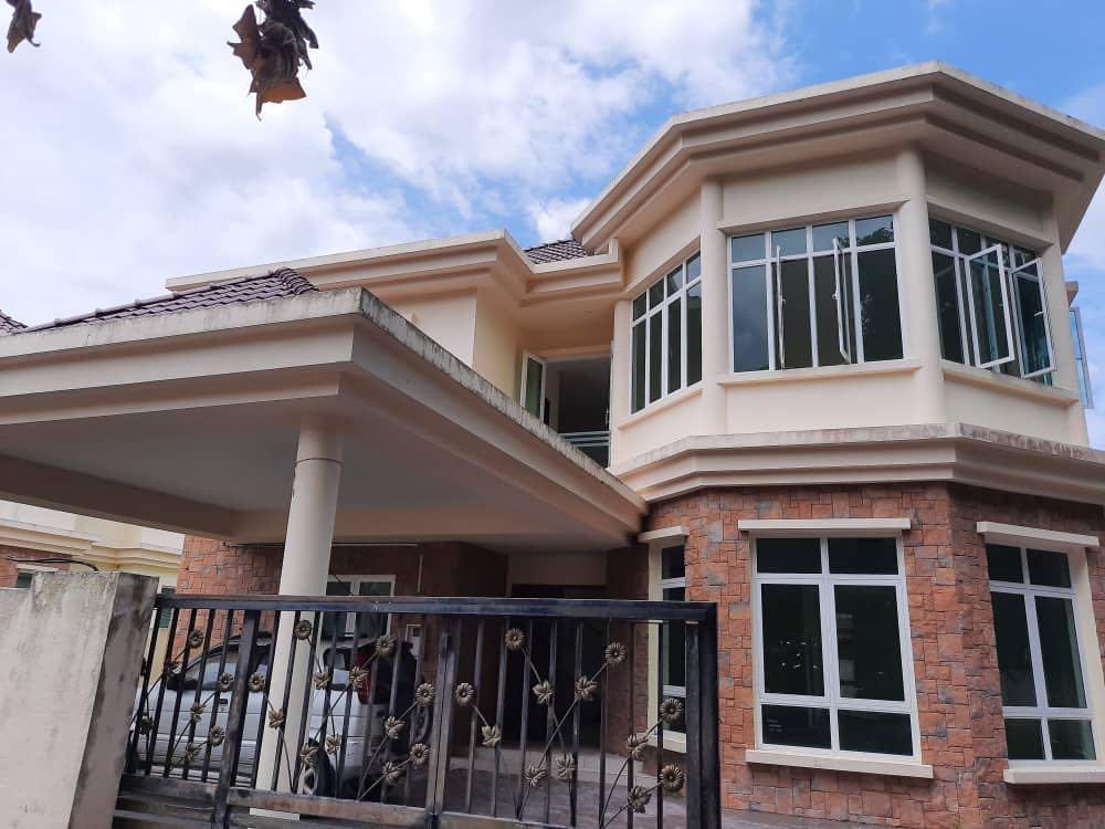 DISCOUNTED!!! Villa Pondok Upeh Corner Lot Double Storey Bungalow 