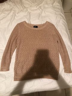 (Category: ) located in . Submitted by josclothes (Listing ID 1019668258, Image 1). Description: .