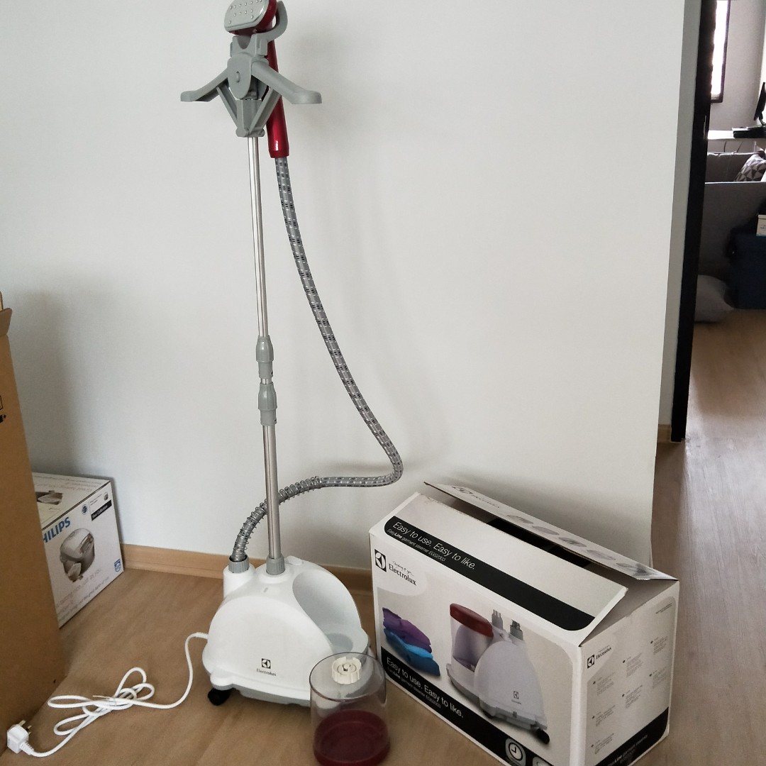Brand New! Electrolux Garment Steamer EGS2003, TV & Home Appliances, Irons & Steamers on Carousell