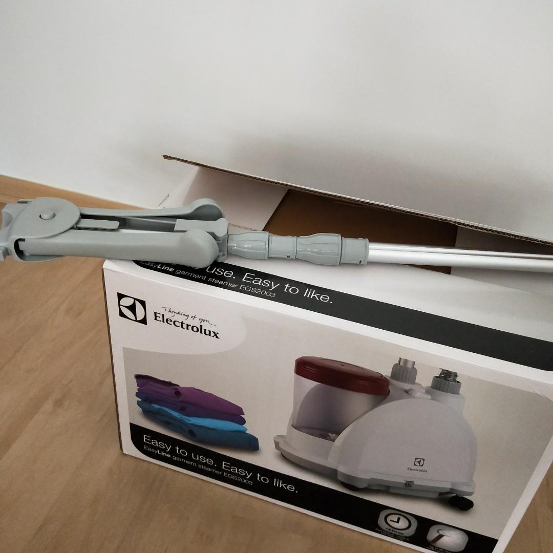 Brand New! Electrolux Garment Steamer EGS2003, TV & Home Appliances