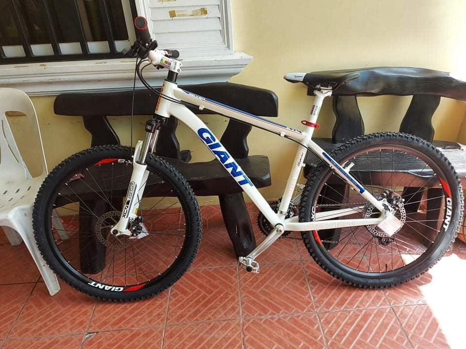 giant aluxx 6000 hybrid