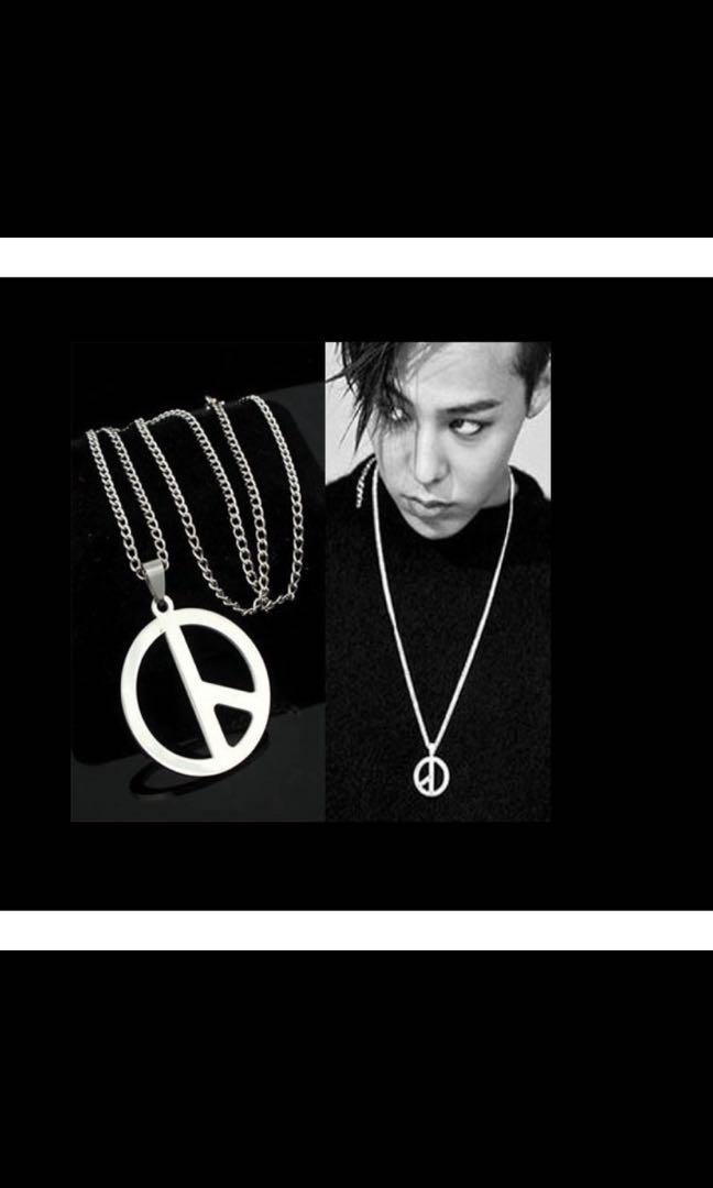 G Dragon Pmo Logo Long Necklace Hobbies Toys Memorabilia Collectibles Fan Merchandise On Carousell