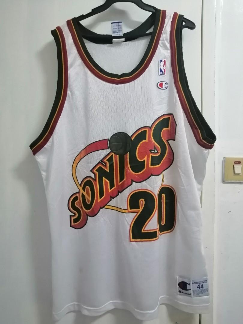 GARY PAYTON SIZE 44 CHAMPION JERSEY